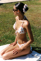 Vita - Bikini in White Cherry — side front fit view